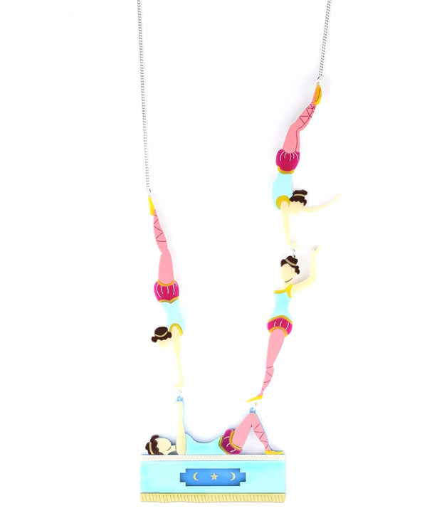 acrobats-necklace-la-vidriola-plastic-jewellery-circus-where-the-magic-happens-detail2