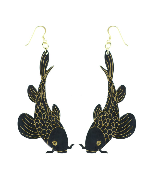 black-koi-fish-earrings-la-vidriola-plastic-jewellery-classic-detail