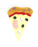 custom-pizza-brooch-la-vidriola-plastic-jewellery-take-away-detail