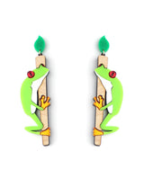 frog_earrings_la_vidriola_detail