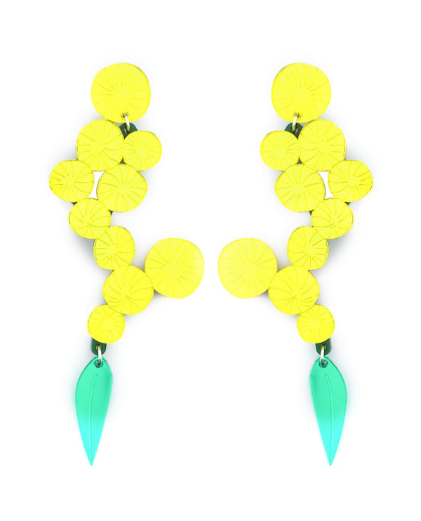 golden-wattle-earrings-la-vidriola-plastic-jewellery-take-away-detail