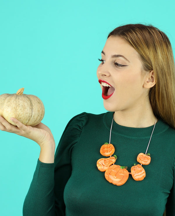 Halloween pumpkin necklace GID