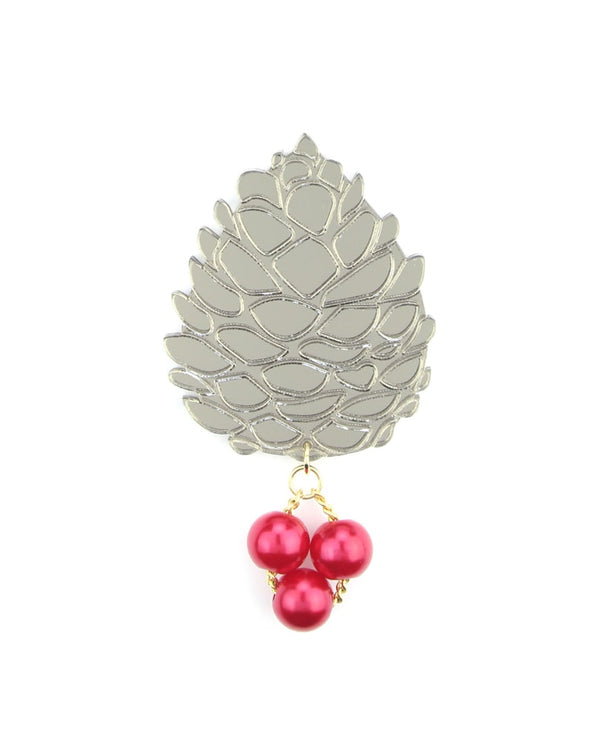 pine-cone-brooch-la-vidriola-christmas-detail
