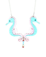 seahorses-necklace-la-vidriola-plastic-jewellery-wild-under-the-sea-detail